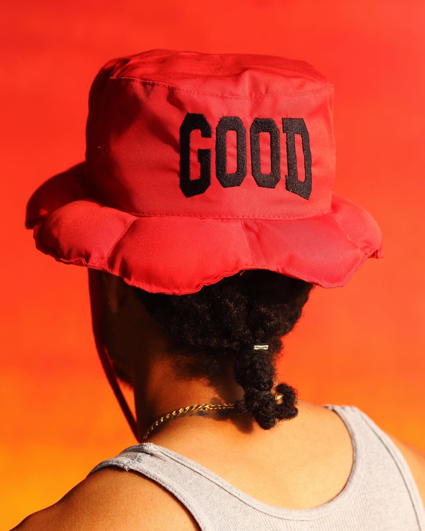 FLOWER BUCKET HAT (RED)